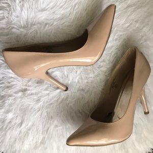SOLD Nude Heels 👡
